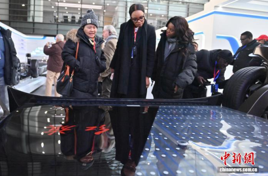 12��16���������L(zh��ng)��������F(tu��n)�ɆT���Ї�(gu��)һ�����^�������� �z